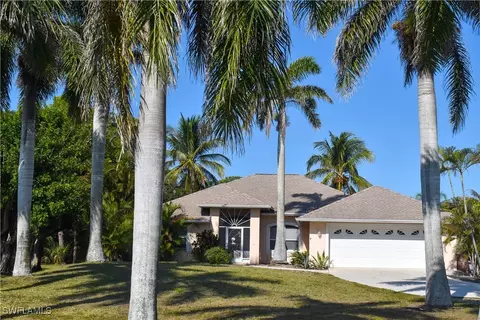 28124 Meadowlark Ln, Bonita Springs, FL 34134