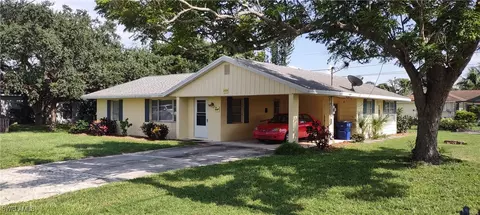 11015 Smokey Dr, Bonita Springs, FL 34135