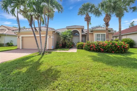 20531 Foxworth Cir, Estero, FL 33928