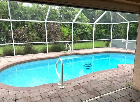 1501 SE 36th St, Cape Coral, FL 33904