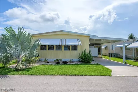 89 Poinsettia Dr, Fort Myers, FL 33905