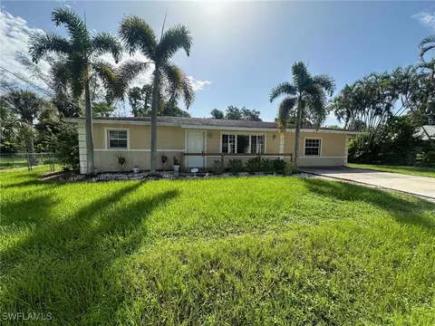 1539 High St, Fort Myers, FL 33916