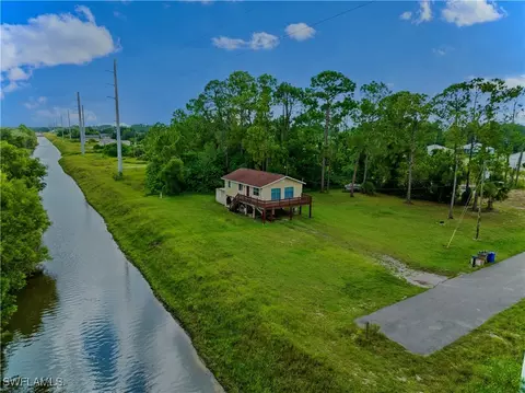 51 Xelda Ave S, Lehigh Acres, FL 33976