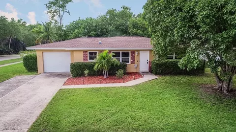 3958 La Palma St, Fort Myers, FL 33901