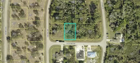 714 Yucatan Ave, Lehigh Acres, FL 33972