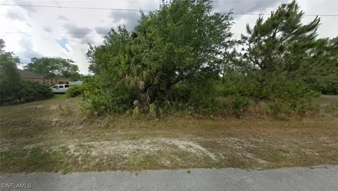 715 Mckinley Ave, Lehigh Acres, FL 33972