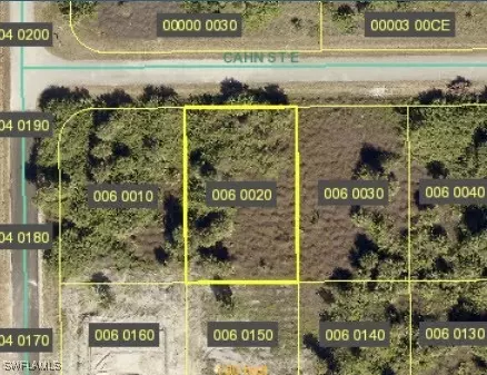 728 Cahn St E, Lehigh Acres, FL 33974
