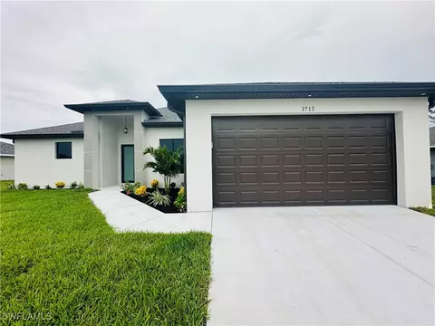 1712 NE 5th Pl, Cape Coral, FL 33909