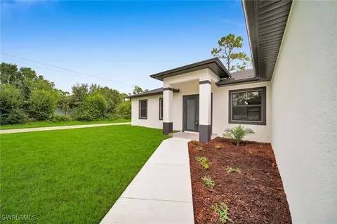 1006 W 10th St, Lehigh Acres, FL 33972