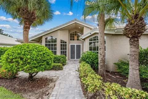 737 Eagle Creek Dr, Naples, FL 34113