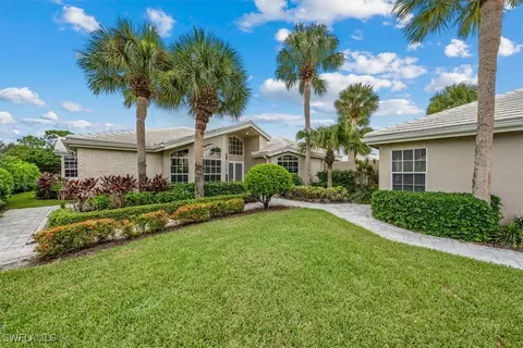 737 Eagle Creek Dr, Naples, FL 34113 photo 2