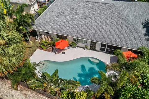 4712 Mi Casa Ct, Fort Myers, FL 33901