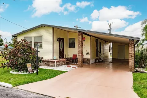 3080 Longview Ln, North Fort Myers, FL 33917
