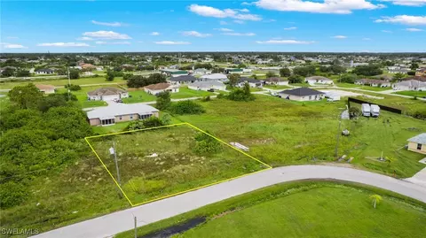 20092011 Gordon Ave S, Lehigh Acres, FL 33973