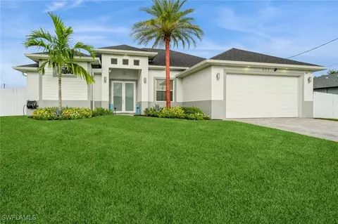 622 NE 3rd Ave, Cape Coral, FL 33909