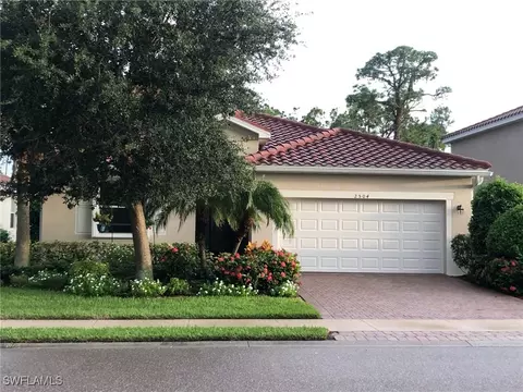 2504 Laurentina Ln, Cape Coral, FL 33909