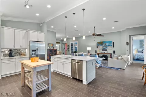12736 Gladstone Way, Fort Myers, FL 33913