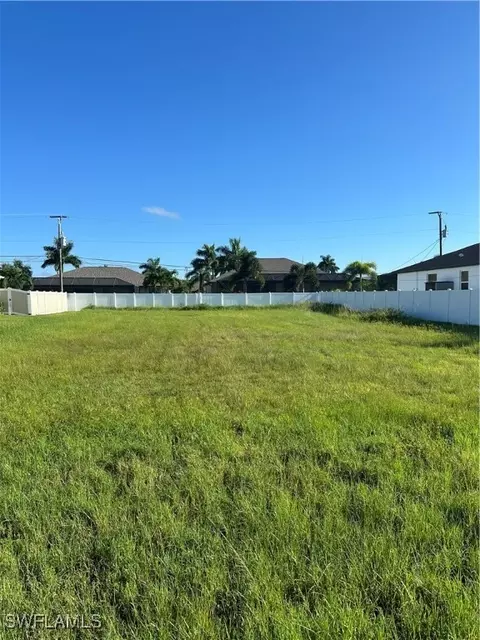 1835 SW 39th Ter, Cape Coral, FL 33914