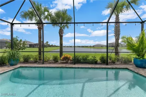 20025 Kingmont Dr, Estero, FL 33928 photo 3
