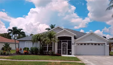 4541 Varsity Cir, Lehigh Acres, FL 33971