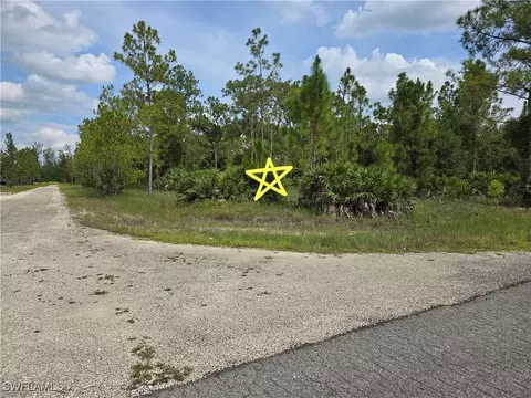315 Murphy Ave, Lehigh Acres, FL 33972