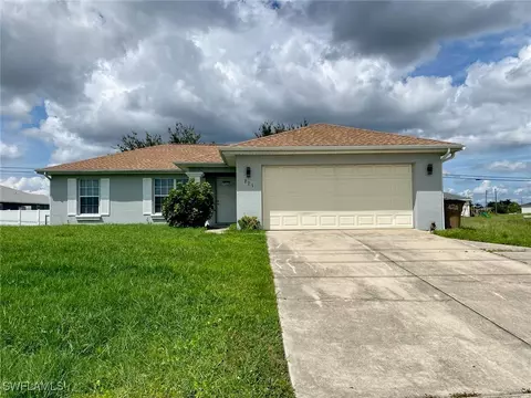 221 Kismet Pkwy E, Cape Coral, FL 33909