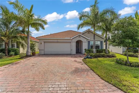 3046 Birchin Ln, Fort Myers, FL 33916
