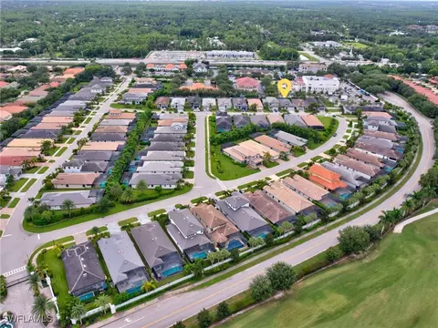 10047 Florence Cir, Naples, FL 34119 photo 4