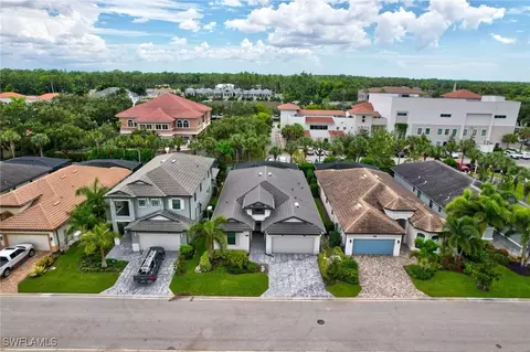 10047 Florence Cir, Naples, FL 34119 photo 2