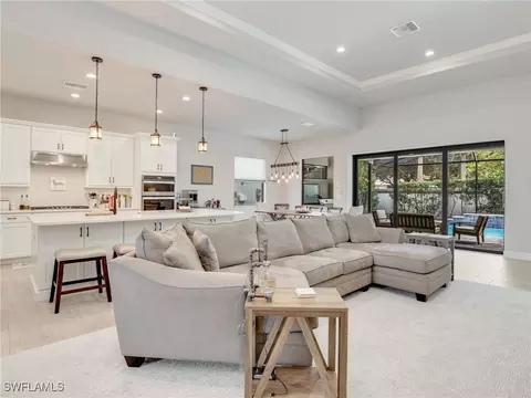 10047 Florence Cir, Naples, FL 34119 photo 16