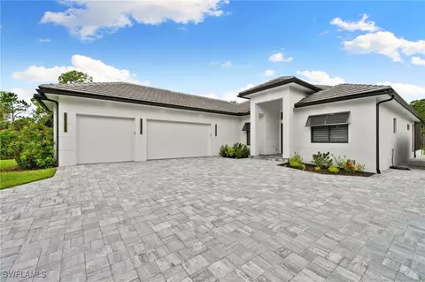 1419 13th St SW, Naples, FL 34117