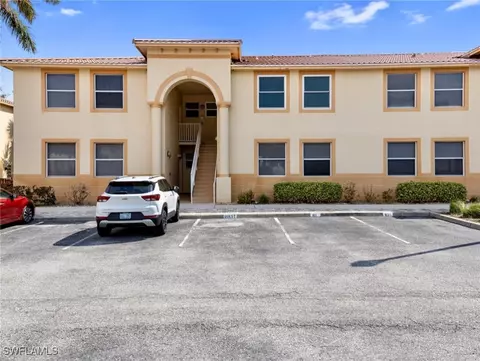 15417 Bellamar Cir #811, Fort Myers, FL 33908