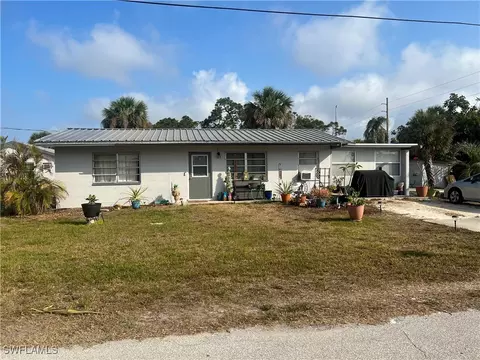 1994 Massachusetts Ave #5, Englewood, FL 34224