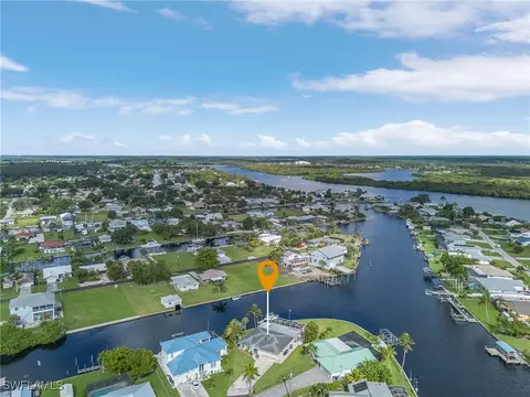 2101 Saint Croix Ave, Fort Myers, FL 33905