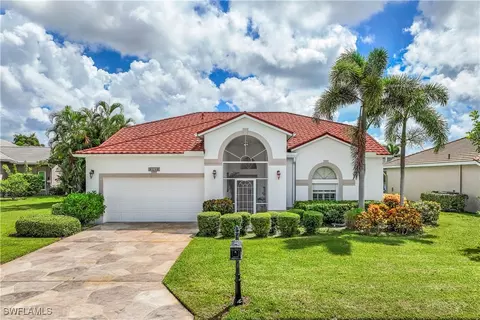 9180 Old Hickory Cir, Fort Myers, FL 33912