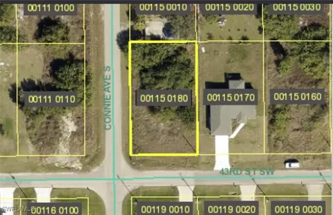 2518 43rd St SW, Lehigh Acres, FL 33976