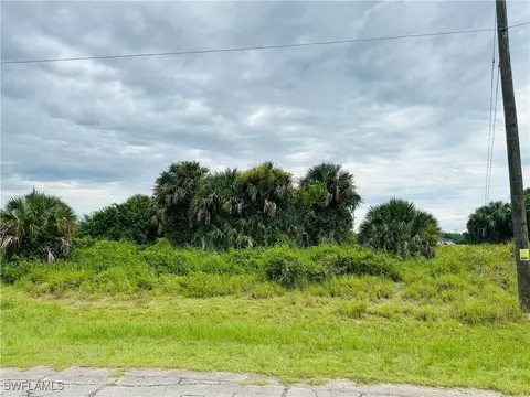 Saturn Loop, Labelle, FL 33935