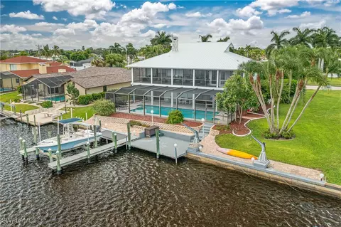 1848 Lakeview Blvd, North Fort Myers, FL 33903