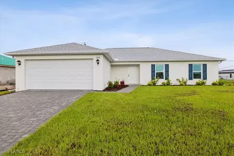1820 NW 1st Pl, Cape Coral, FL 33993