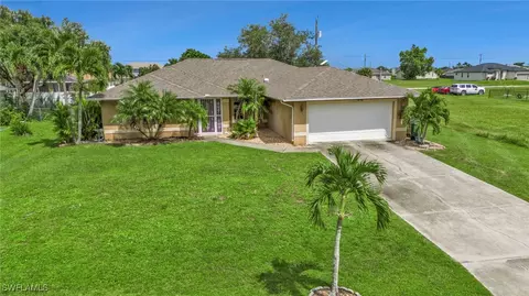 1709 NE 4th Ave, Cape Coral, FL 33909