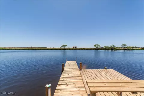 1014 E Anchor Ln, Moore Haven, FL 33471 photo 4