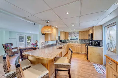 1014 E Anchor Ln, Moore Haven, FL 33471 photo 11