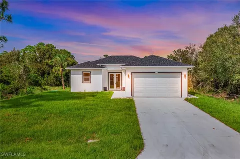 1117 Bainbridge St, Lehigh Acres, FL 33974