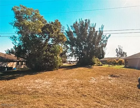 2523 SW 18th Ave, Cape Coral, FL 33914