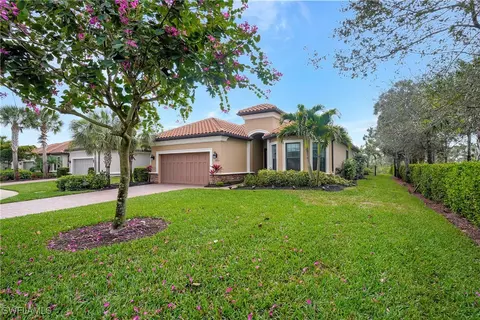19753 Estero Pointe Ln, Fort Myers, FL 33908