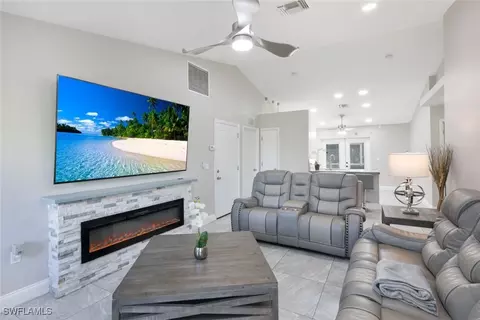 515 Peerless Cir, Lehigh Acres, FL 33974