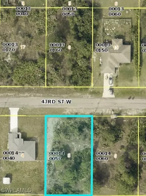 2911 43rd St W, Lehigh Acres, FL 33971