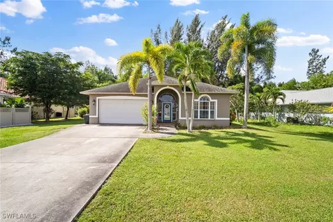 10320 Wood Ibis Ave, Bonita Springs, FL 34135