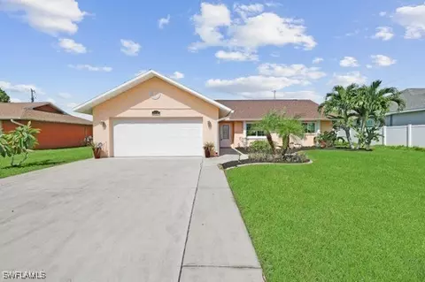 2014 NE 18th Pl, Cape Coral, FL 33909