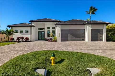 1915 Everest Pkwy, Cape Coral, FL 33904